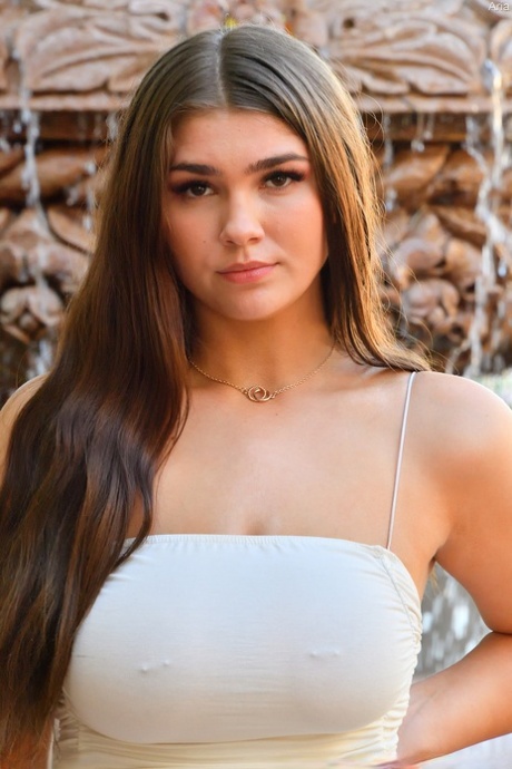 Aria Taylor best model pics
