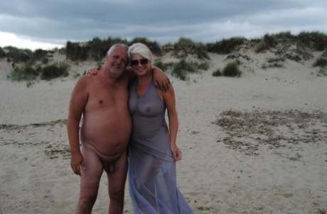 bestemorstrand pornografi av høy kvalitet img