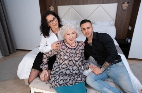 bedstemor tatovering smuk Foto
