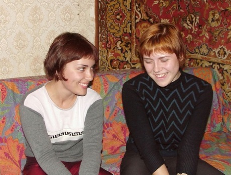 short hair lesbian hd pics