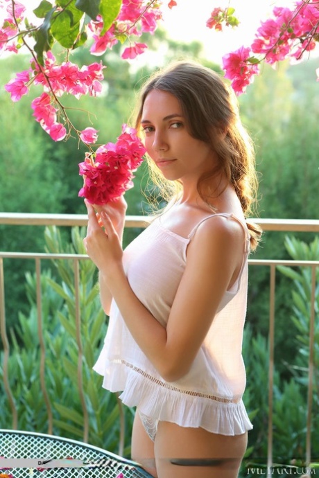 velká prsa milf pěkně nahá archiv