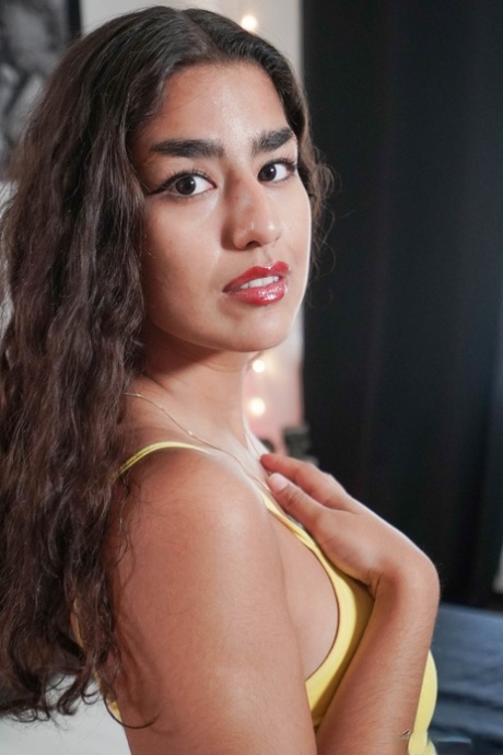 Luna Silver free actress photo