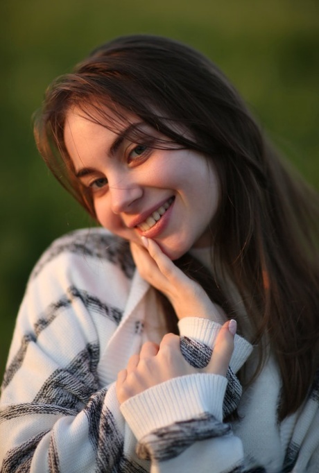 Sofy Bee perfect star pictures