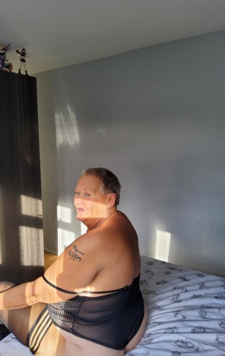 bestemorundertøy sex pornografisk bilde