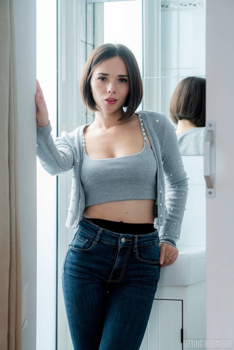 Eve Sweet pornstar adult archive