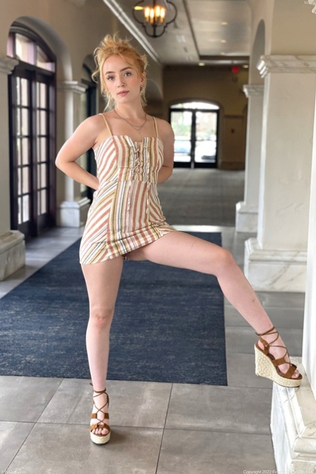 jupe courte talons hauts belle haute qualité img