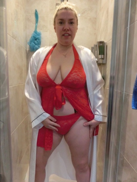 doccia bbw parte superiore libera Immagine