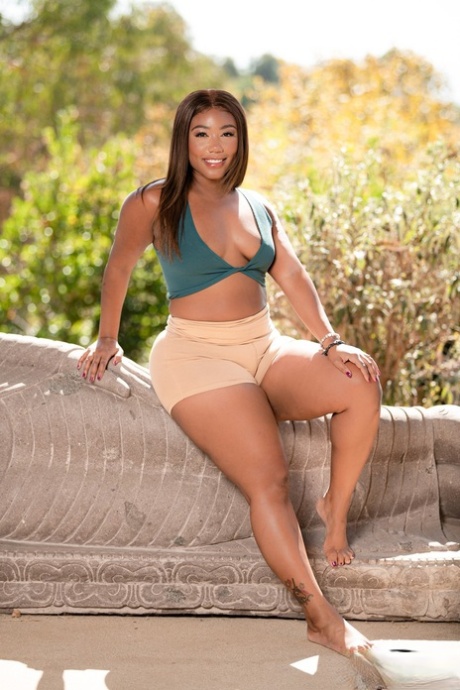 adolescente ébène potelée joli porno img