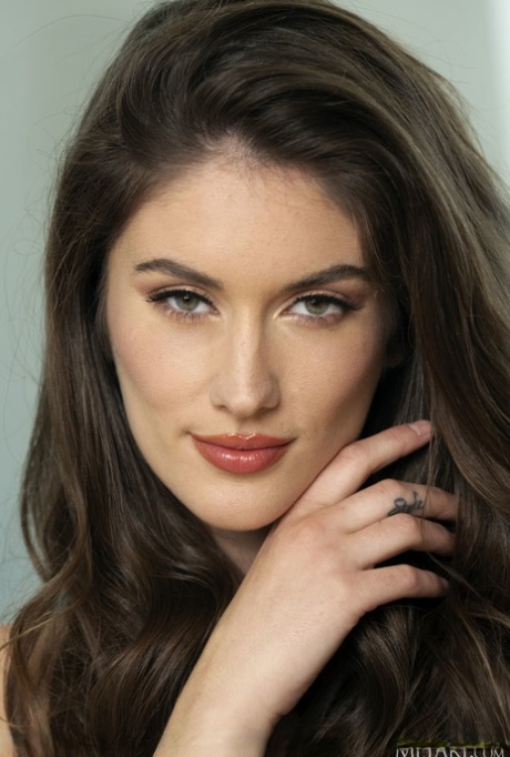 pretty face beautiful porn galleries