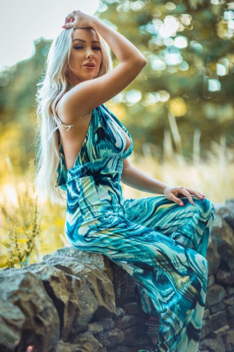 Beth Morggan art actress galleries