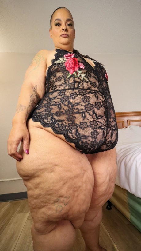 reife SSBBW exklusive nackt archiv