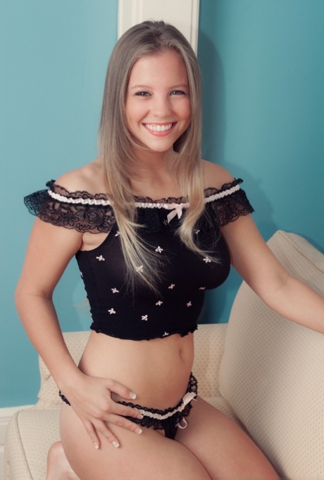 cute babe sexy naked img
