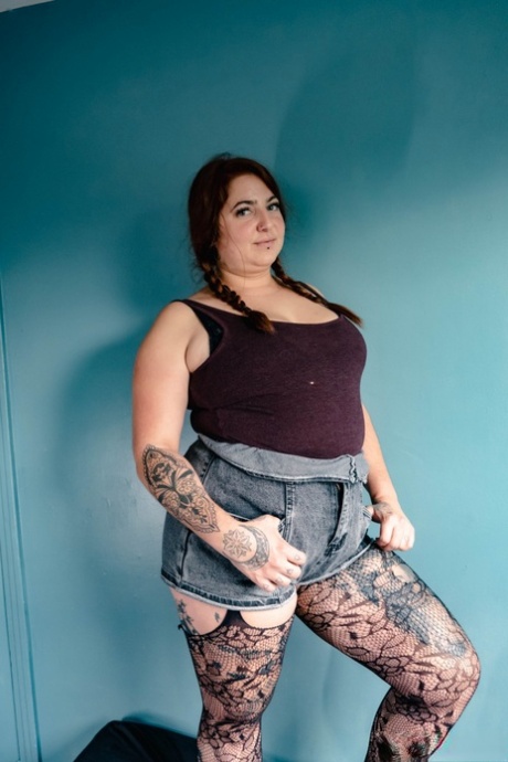chubby skirt beautiful nude img