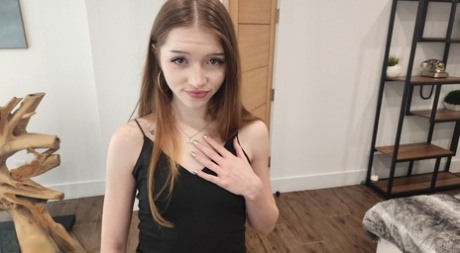痩せたティーンの視点 ホットセックス 写真
