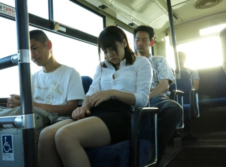 público asiático desnudos mejores galerías