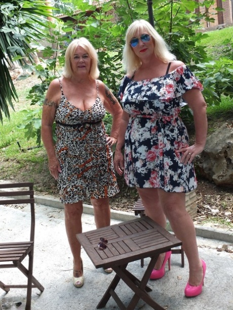 mature outdoor sexy xxx pictures