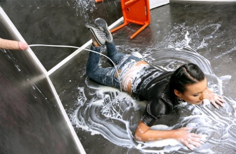 gambe pelose esclusiva gratuita immagine