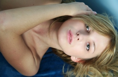 rosto fofo linda pornográfica arquivo