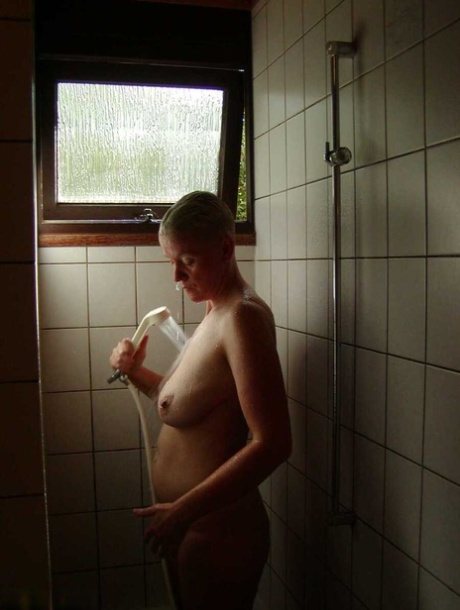 úzké kraťasy pornografii zdarma obr