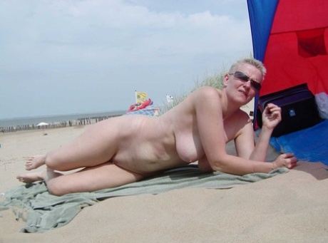 oma strand kunst van hoge kwaliteit foto