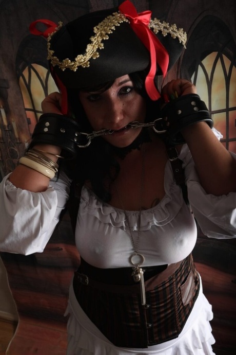 mogen cosplay hd naken bilder