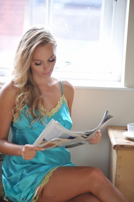 tynd blond milf perfekt kunst galleri