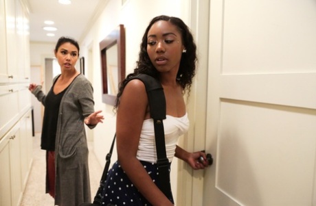 Chanell Heart xxx pornstar img