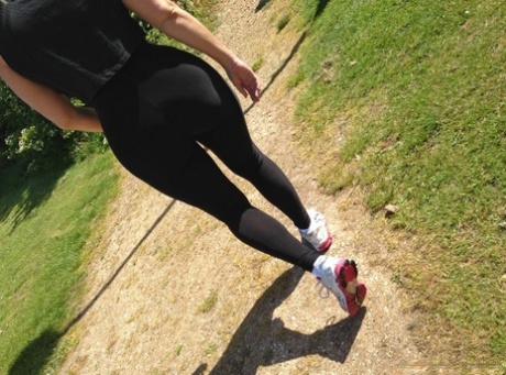 legginsy tyłek xxx erotyczne zdjęcie