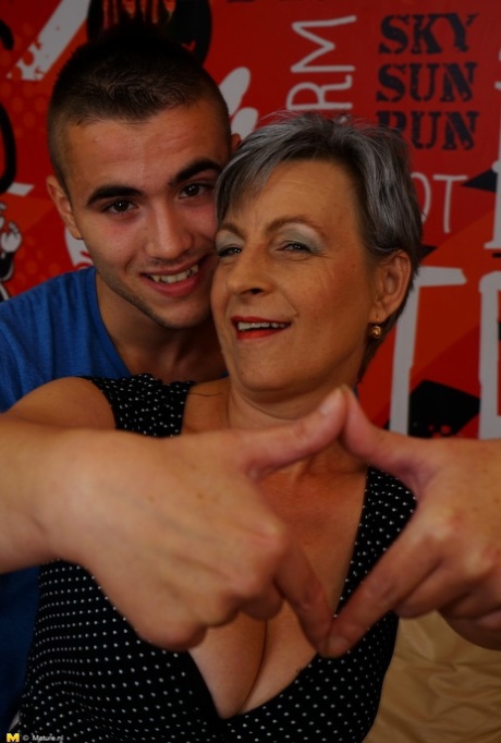 oma anaal hd gratis afb