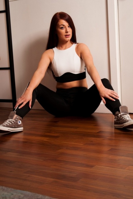 Amber Mae hd actress image