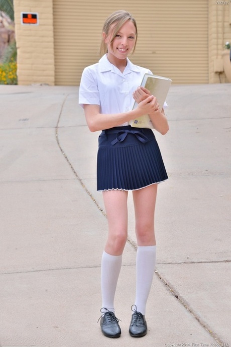 teen mini skirt best pictures