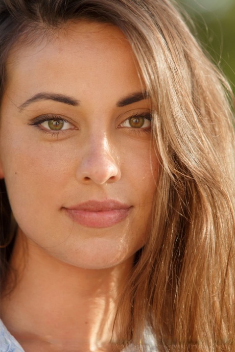 beautiful face beautiful porn photo