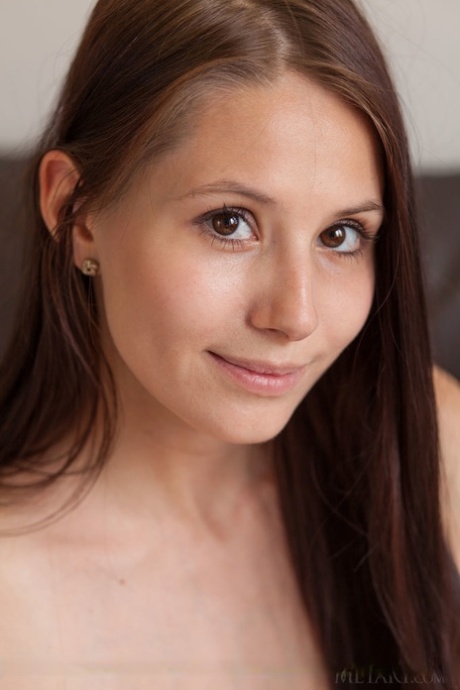 mature face beautiful nude img