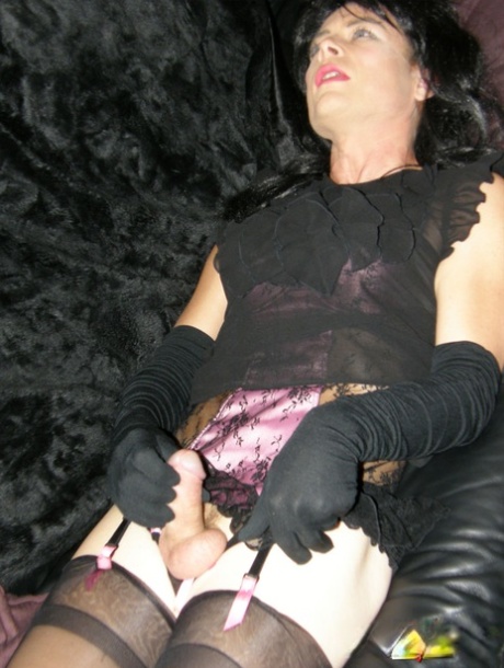 crossdresser hot porn picture