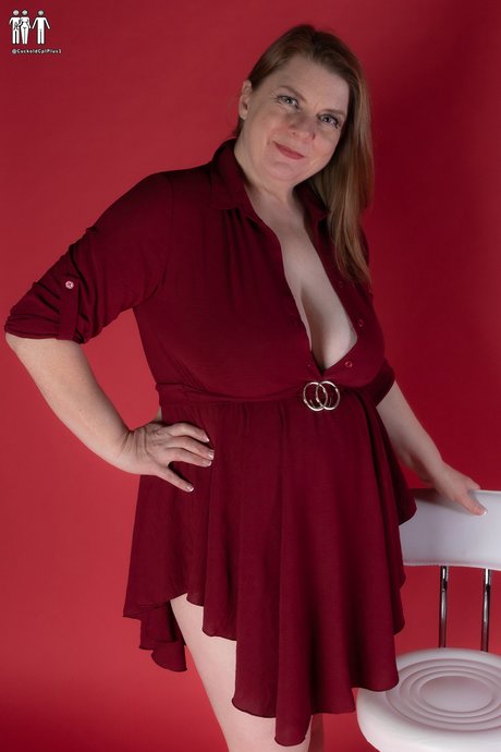 chubby mature big tits xxx photo
