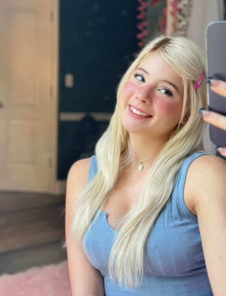 イギリスのBBW セクシーヌード ギャラリー