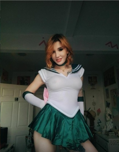 shemale uniform beste hd foto's