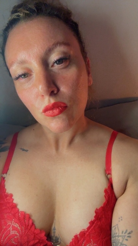 bionda paffuta hd sexy immagini