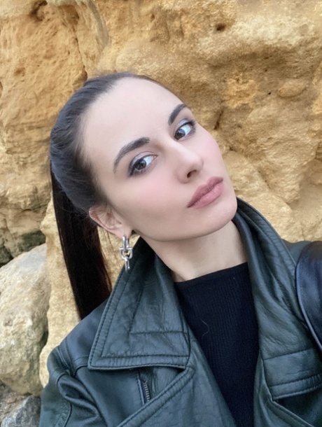 belle-mère aux gros seins xxx jolie img
