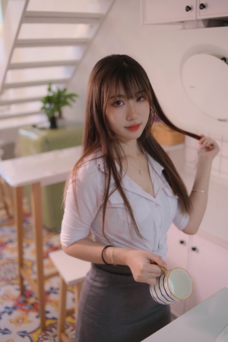 中国のティーンエイジャー セクシーヌード ギャラリー