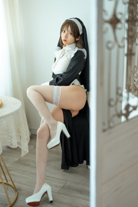 Nonne exklusive perfekte bilder
