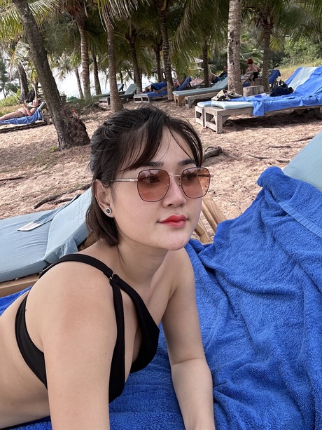 asian outdoor free sex images