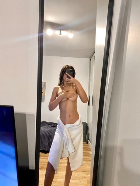 sexy selfie erotic picture