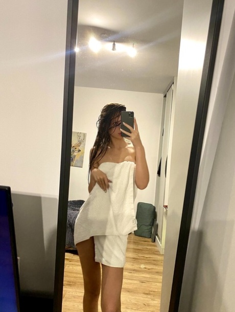 selbstgemachtes Selfie hübsche schöne bild