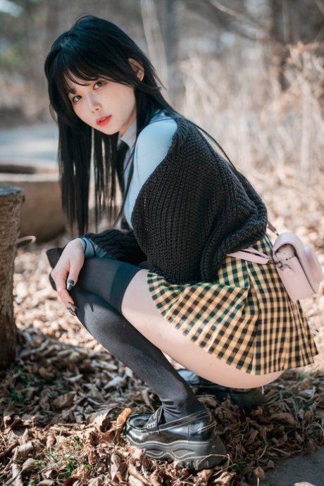 韩国青少年 裸體藝術 圖片
