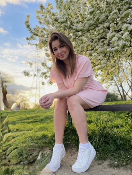 teen sneakers nudes pics