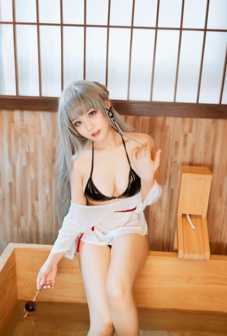 asiatisk bikini hd voksen fotos