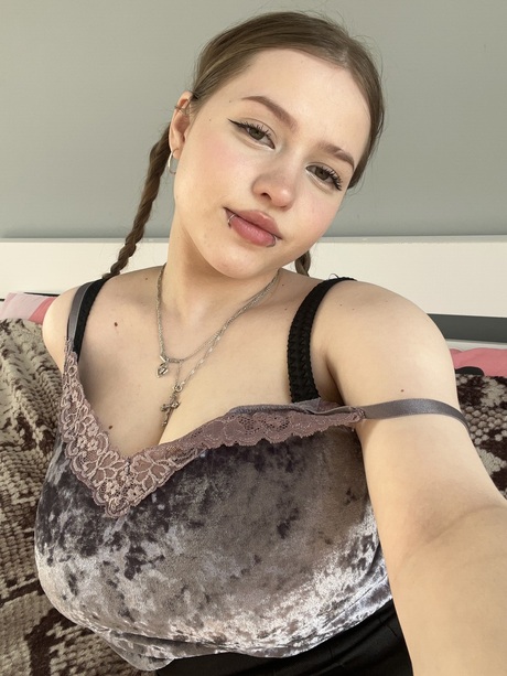 thick big tits beautiful pictures