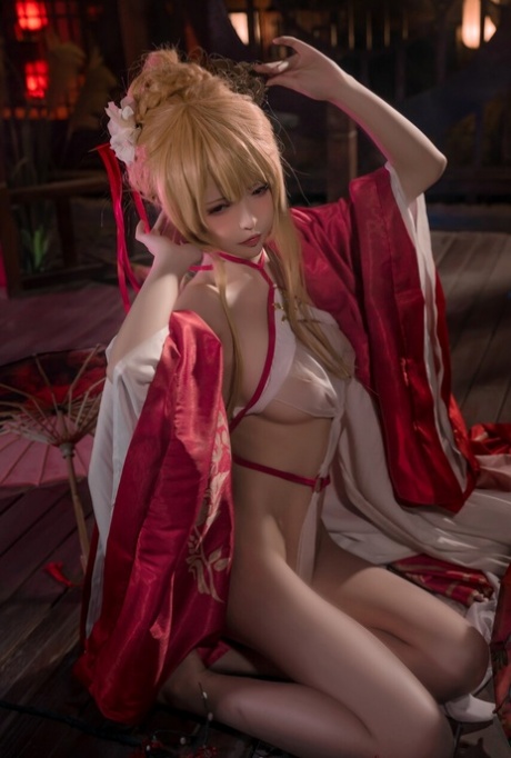 日本のランジェリー セクシー アーカイブ