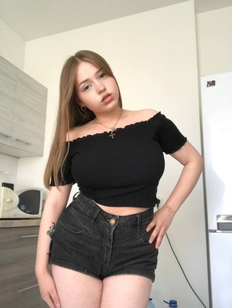 těsné kraťasy exkluzivní sex snímky